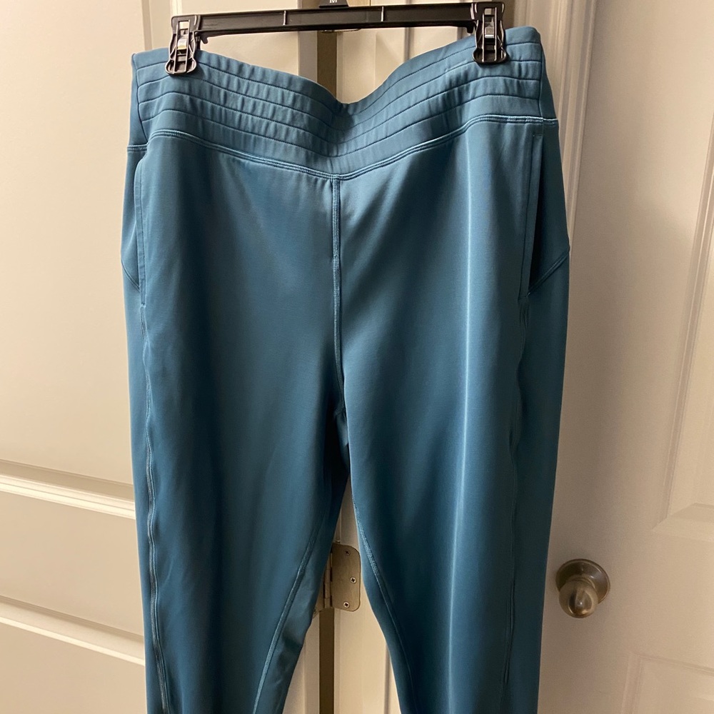 Lululemon high waist joggers, teal blue, size 12, 28 inch inseam